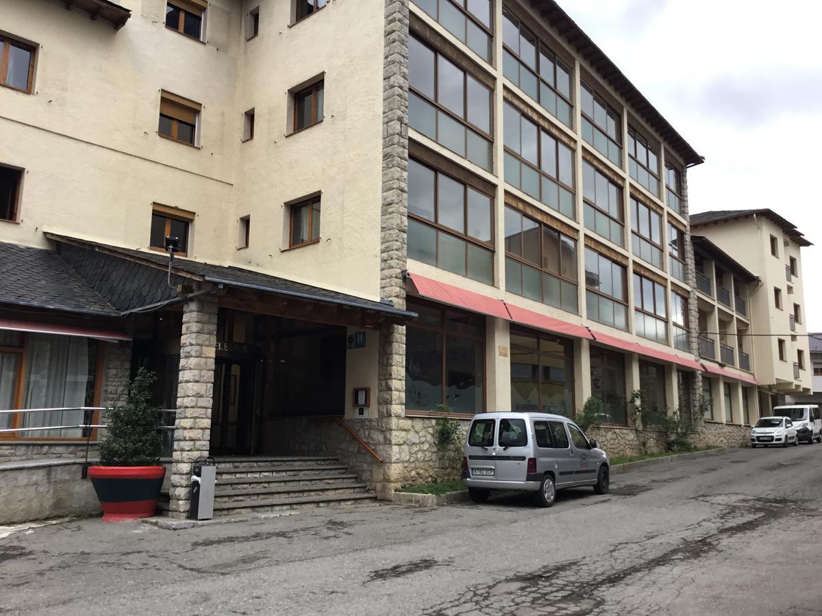 Hotel Bon Repos Bellver De Cerdanya Exterior photo