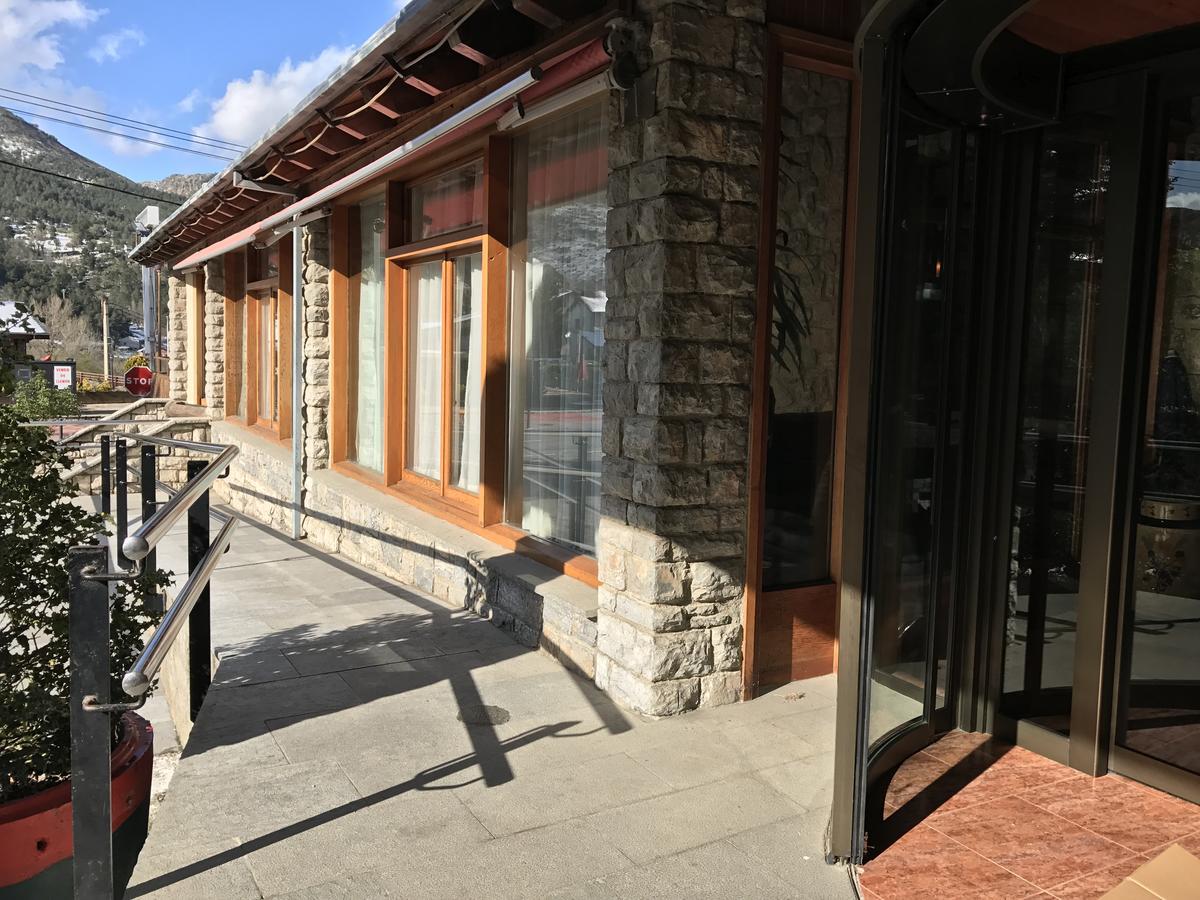 Hotel Bon Repos Bellver De Cerdanya Exterior photo